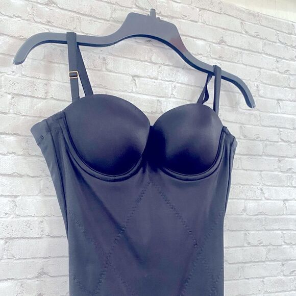 Victoria’s Secret Shapewear sz 36B - Picture 2 of 5